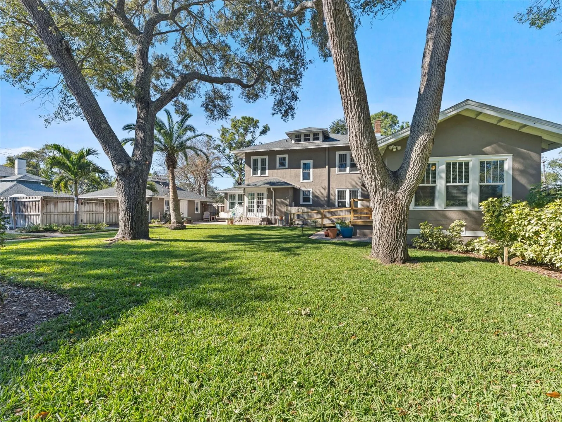 231 72nd Street N St Petersburg FL 33710