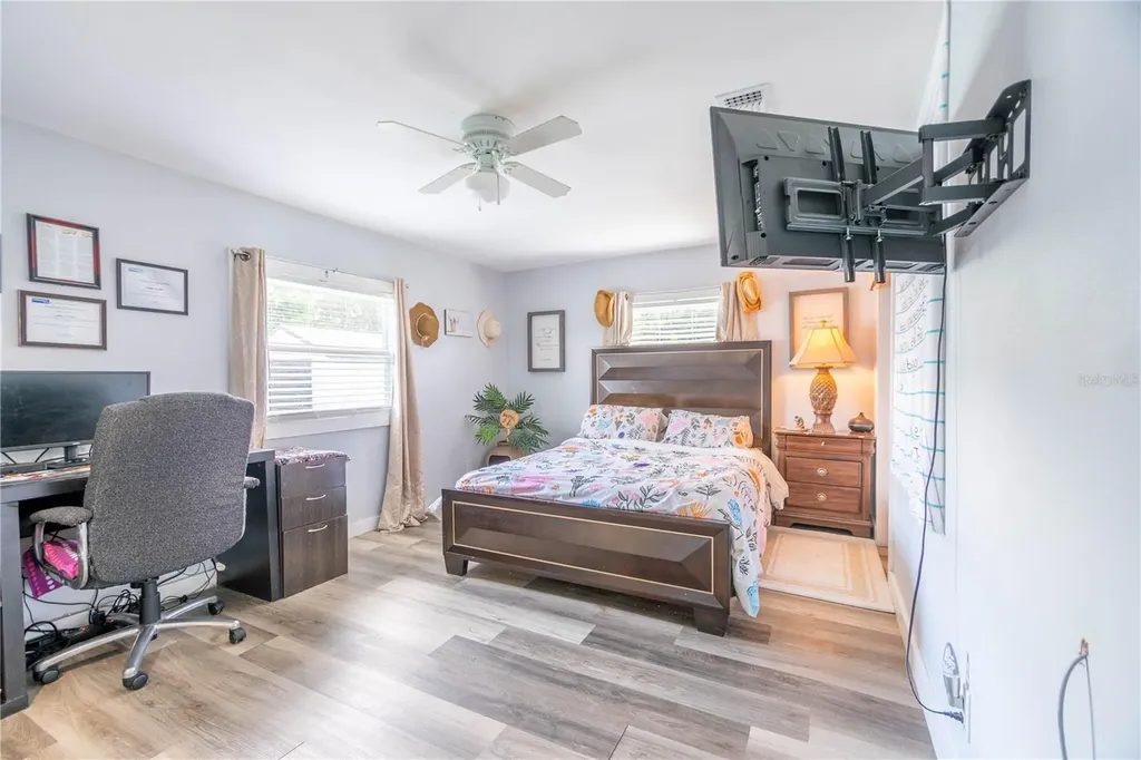 9015 Sarah Drive Polk City FL 33868