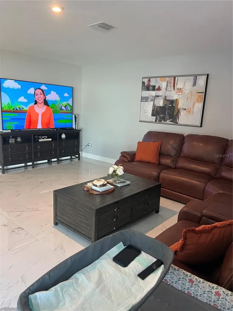 206 Amber Way Kissimmee FL 34758