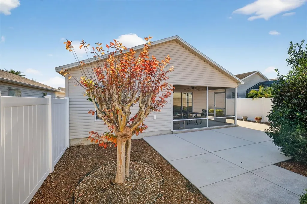 2448 Ravenwood Lane The Villages FL 32162