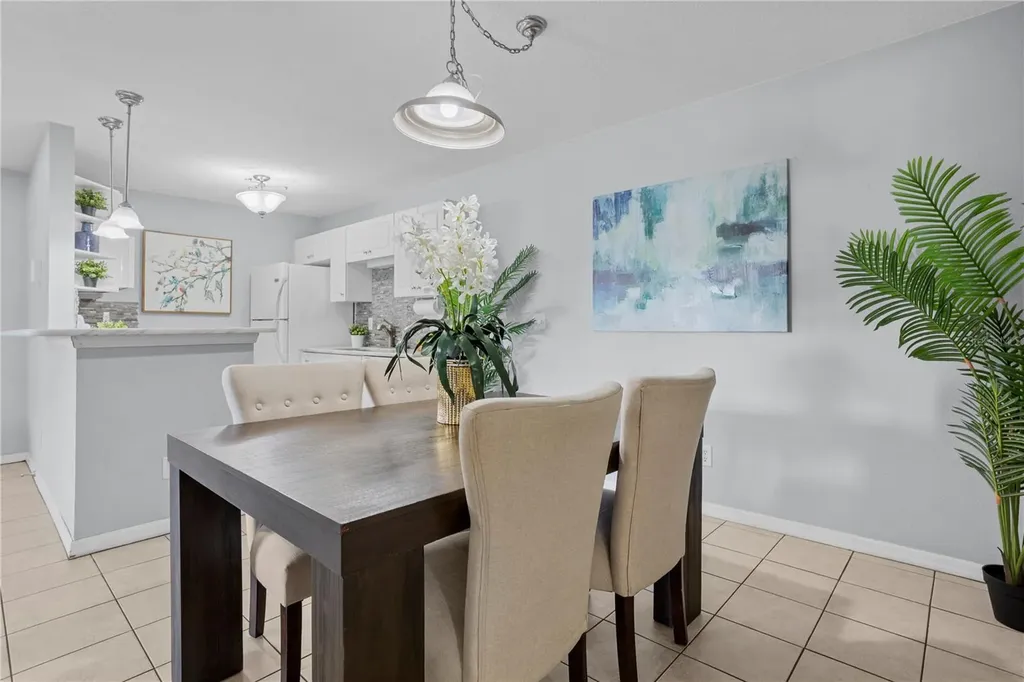 145 N Pearl Lake Causeway Altamonte Springs FL 32714