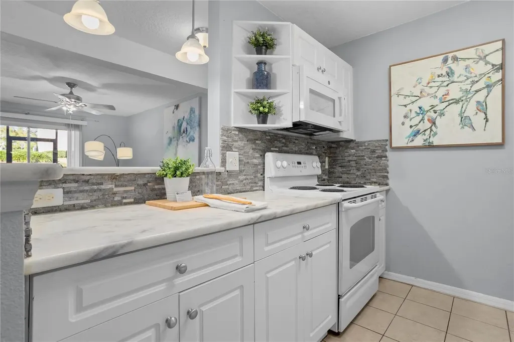 145 N Pearl Lake Causeway Altamonte Springs FL 32714