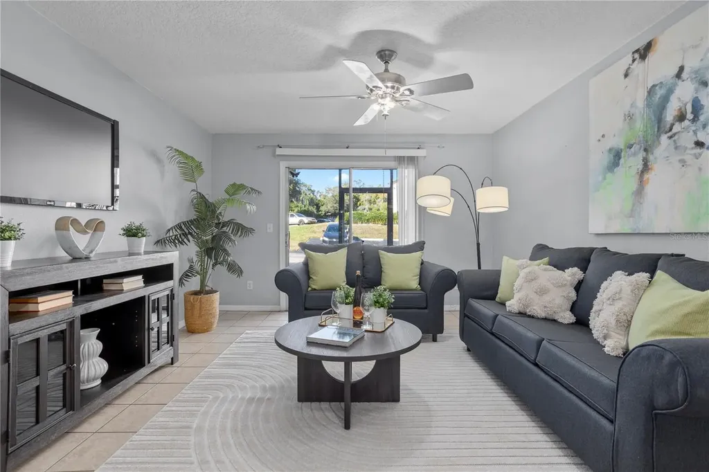 145 N Pearl Lake Causeway Altamonte Springs FL 32714