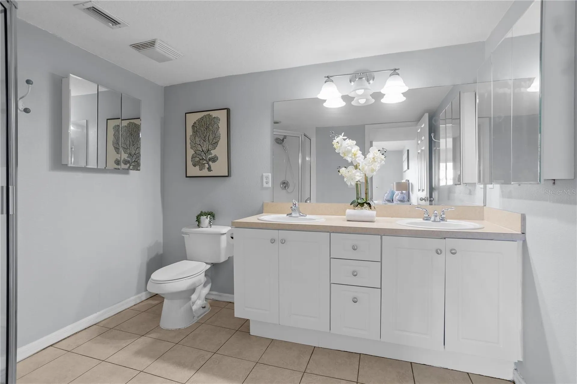 145 N Pearl Lake Causeway Altamonte Springs FL 32714
