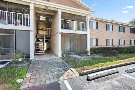 145 N Pearl Lake Causeway Altamonte Springs FL 32714