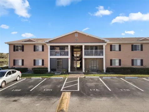 145 N Pearl Lake Causeway Altamonte Springs FL 32714