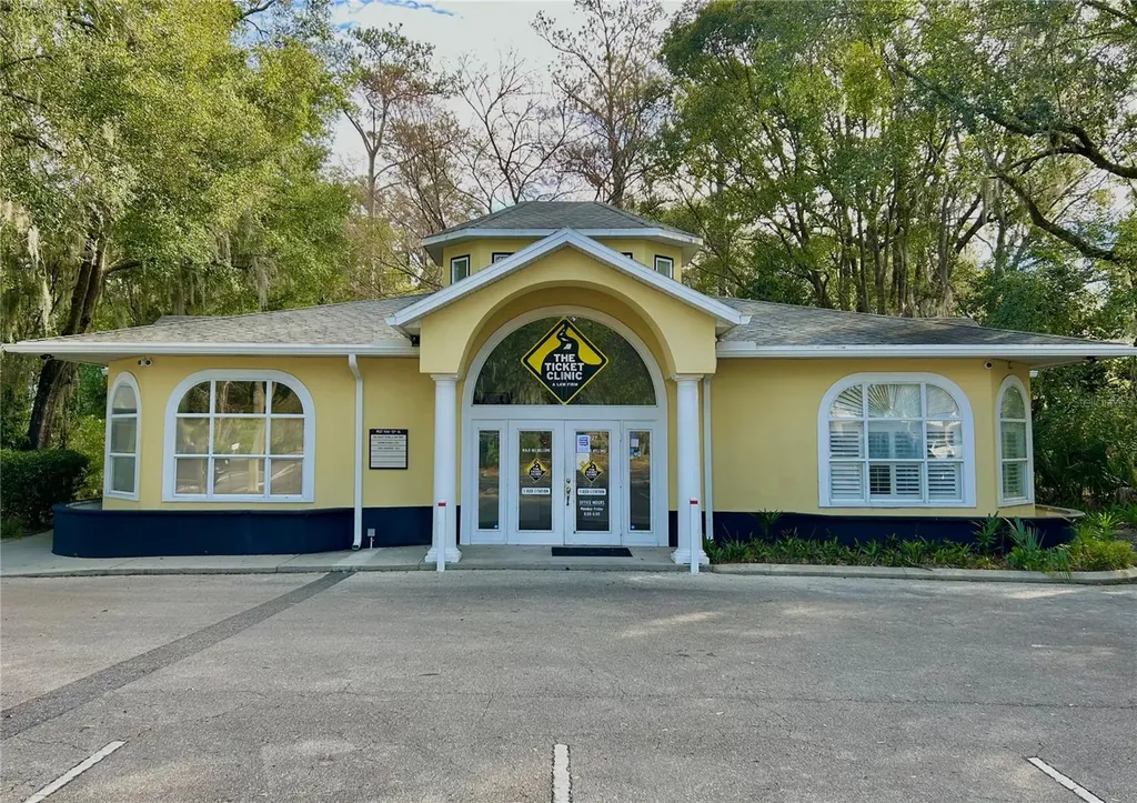 1927 NW 13th Street Gainesville FL 32609