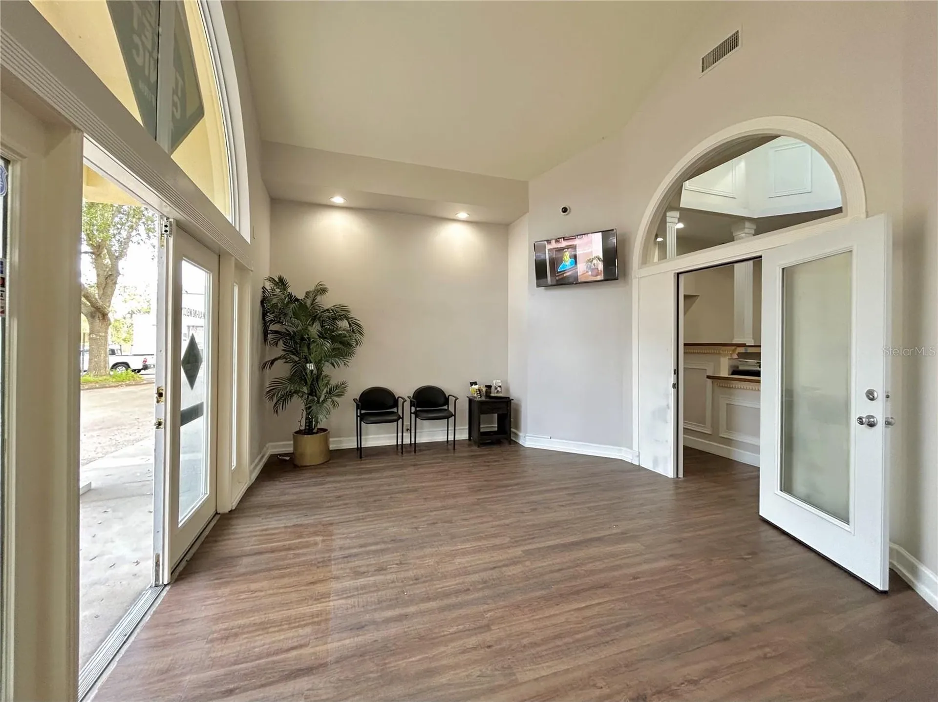 1927 NW 13th Street Gainesville FL 32609