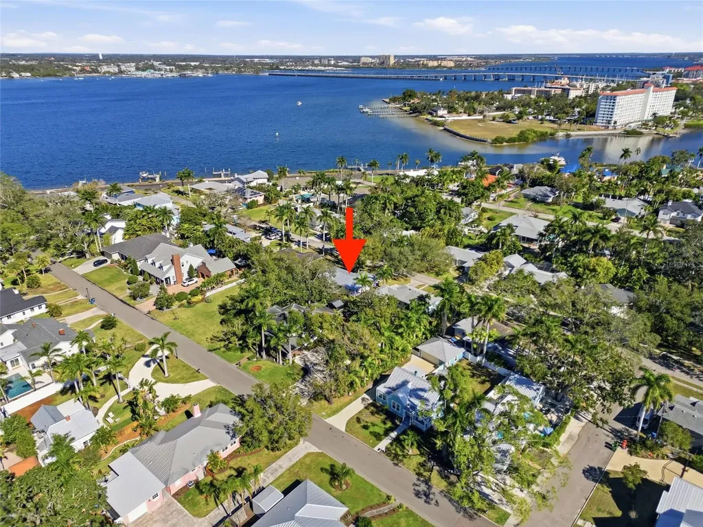 204 22nd Street W Bradenton FL 34205