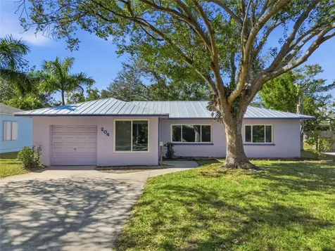 204 22nd Street W Bradenton FL 34205