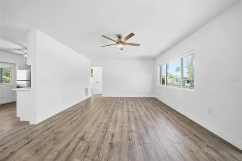 204 22nd Street W Bradenton FL 34205