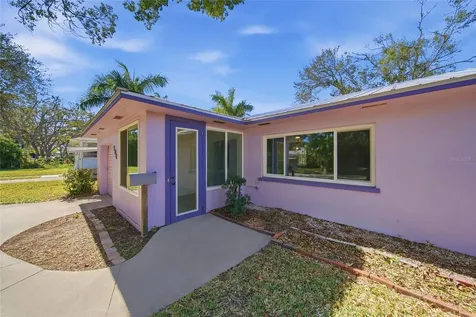 204 22nd Street W Bradenton FL 34205