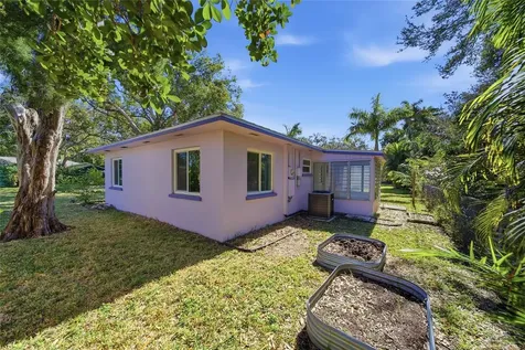 204 22nd Street W Bradenton FL 34205