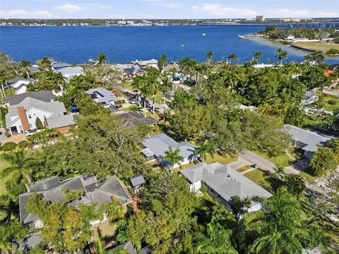 204 22nd Street W Bradenton FL 34205