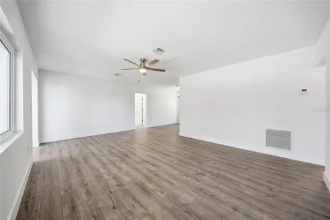 204 22nd Street W Bradenton FL 34205