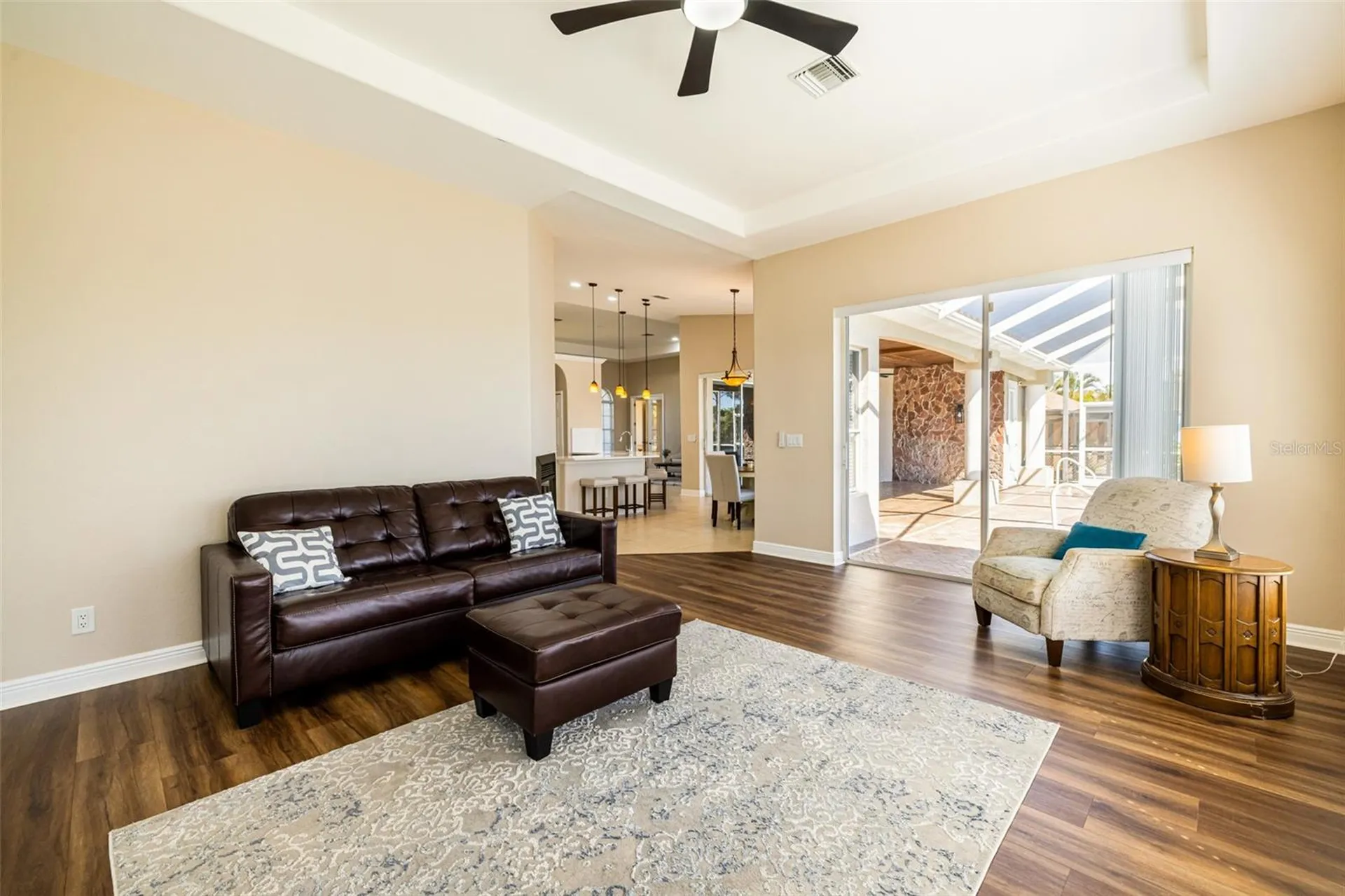 613 SE 4th Place Cape Coral FL 33990