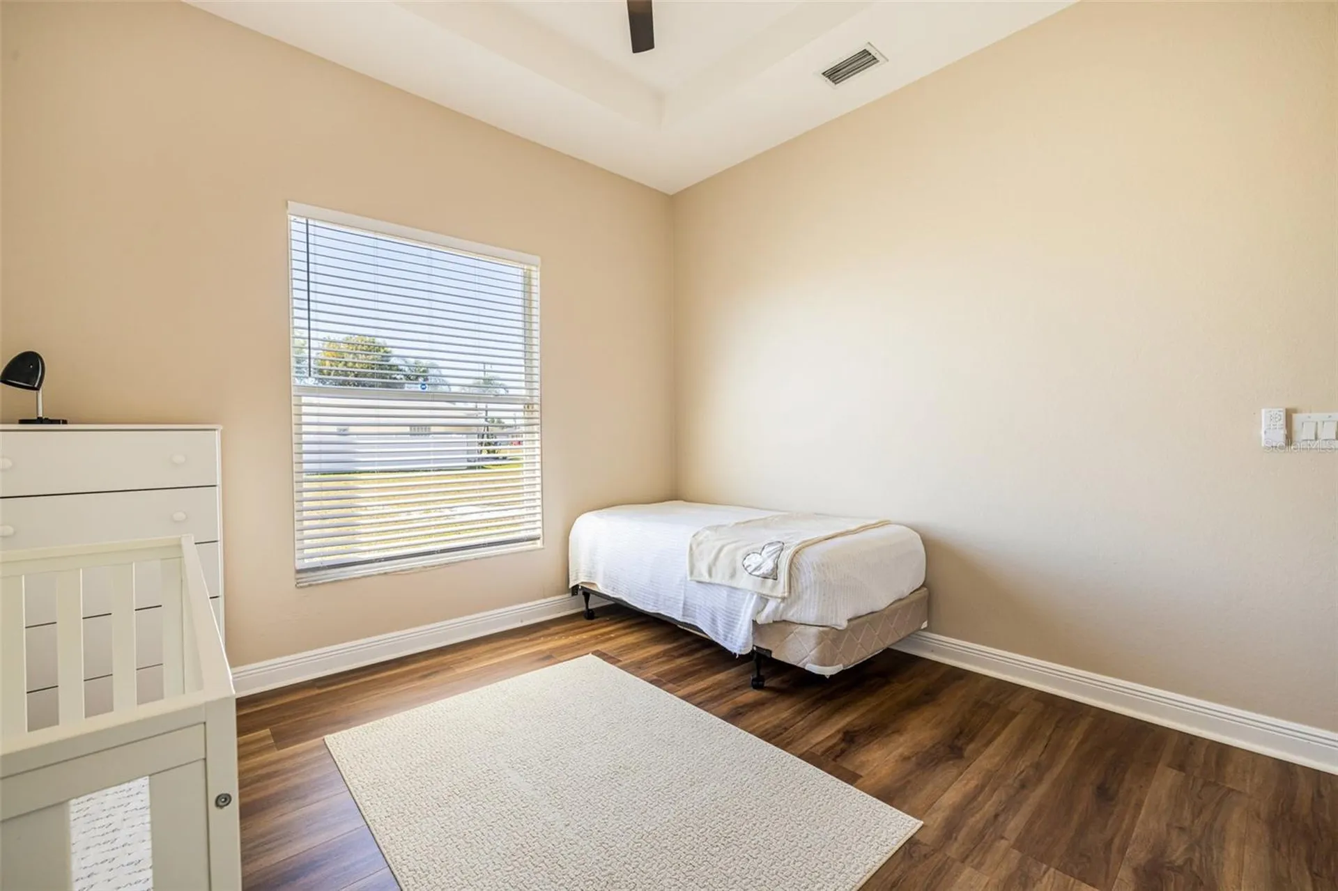 613 SE 4th Place Cape Coral FL 33990