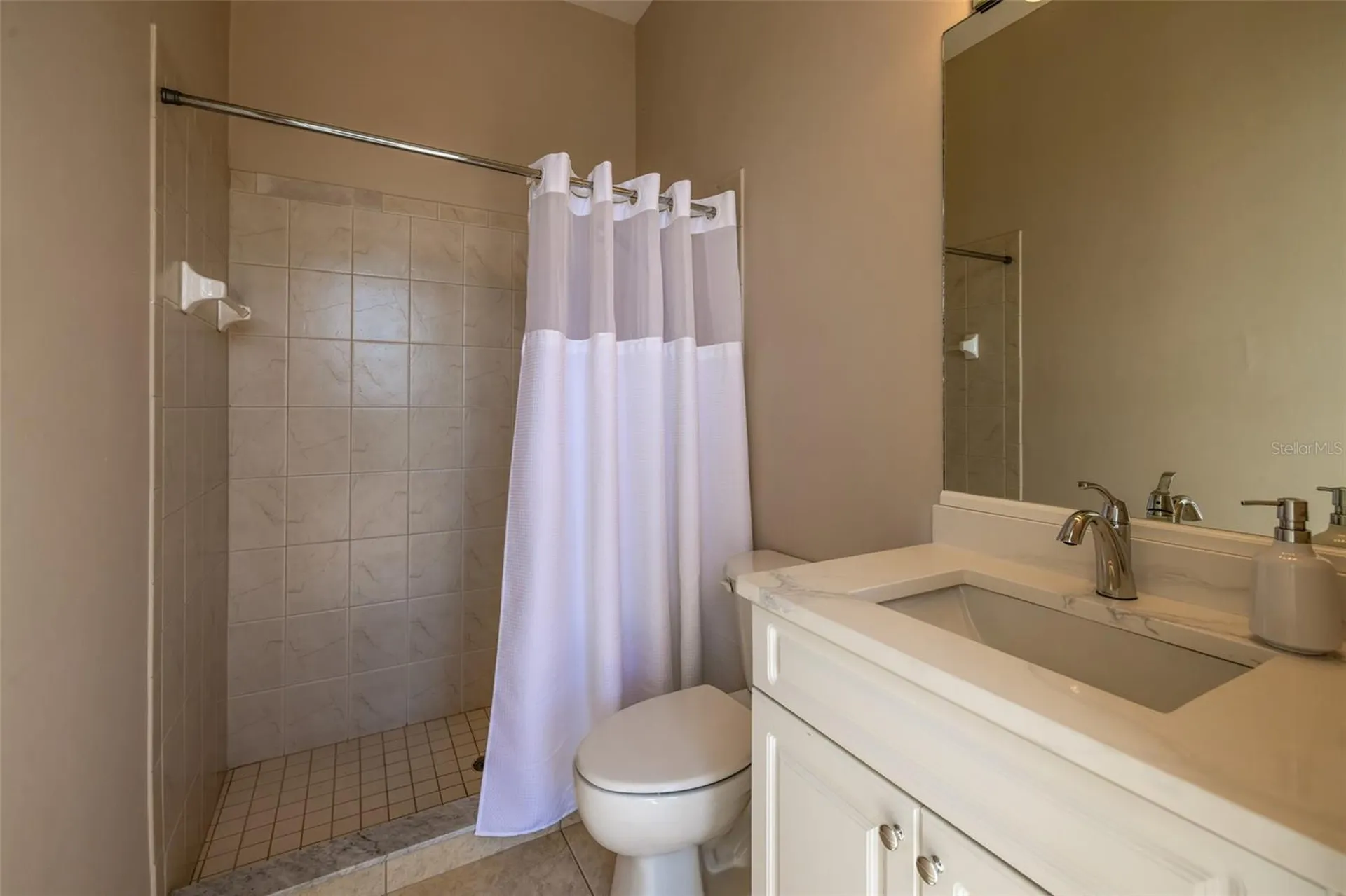 613 SE 4th Place Cape Coral FL 33990