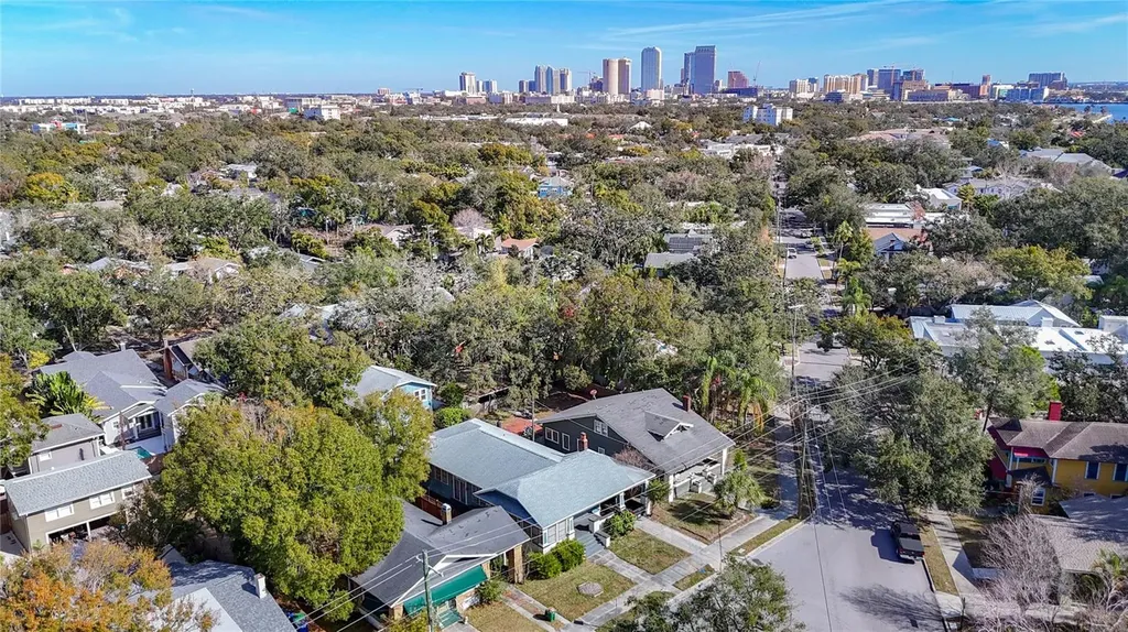 2105 W Southview Avenue Tampa FL 33606
