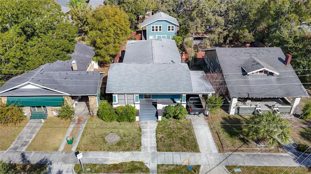 2105 W Southview Avenue Tampa FL 33606