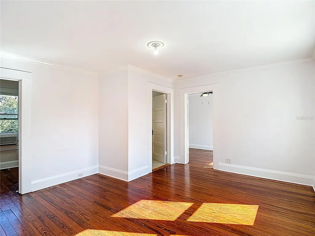 2105 W Southview Avenue Tampa FL 33606