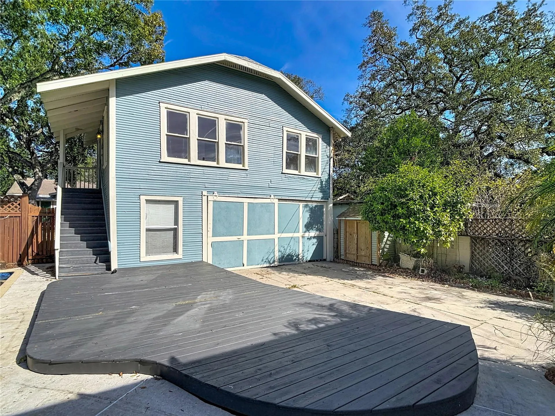2105 W Southview Avenue Tampa FL 33606