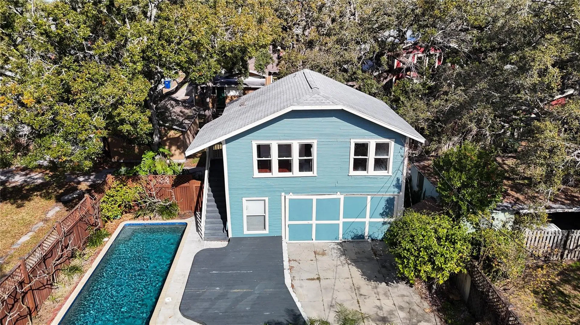 2105 W Southview Avenue Tampa FL 33606