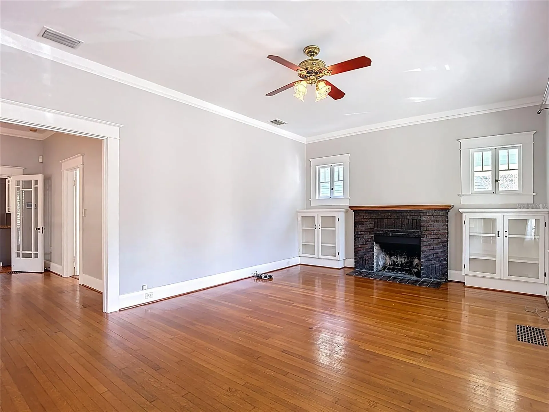 2105 W Southview Avenue Tampa FL 33606