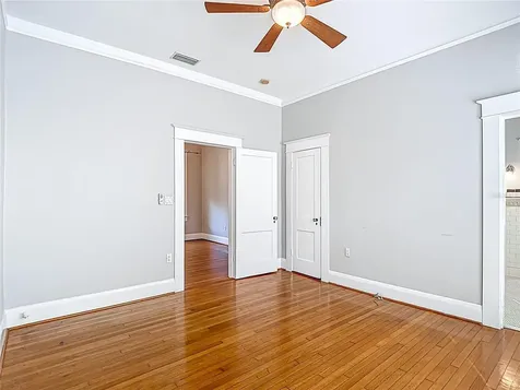 2105 W Southview Avenue Tampa FL 33606
