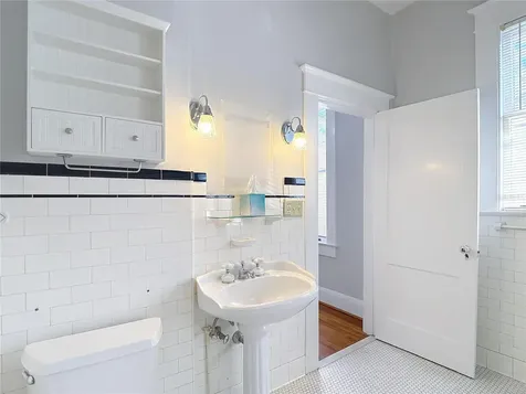 2105 W Southview Avenue Tampa FL 33606