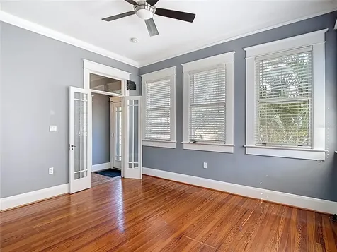 2105 W Southview Avenue Tampa FL 33606