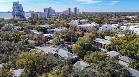 2105 W Southview Avenue Tampa FL 33606