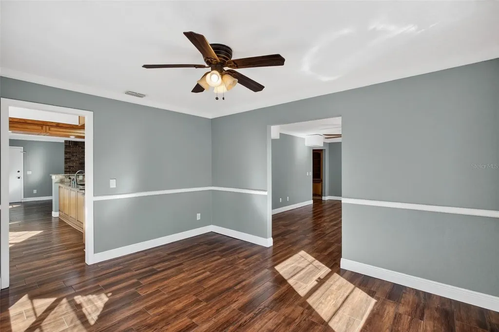 901 Sunset Avenue Orange City FL 32763