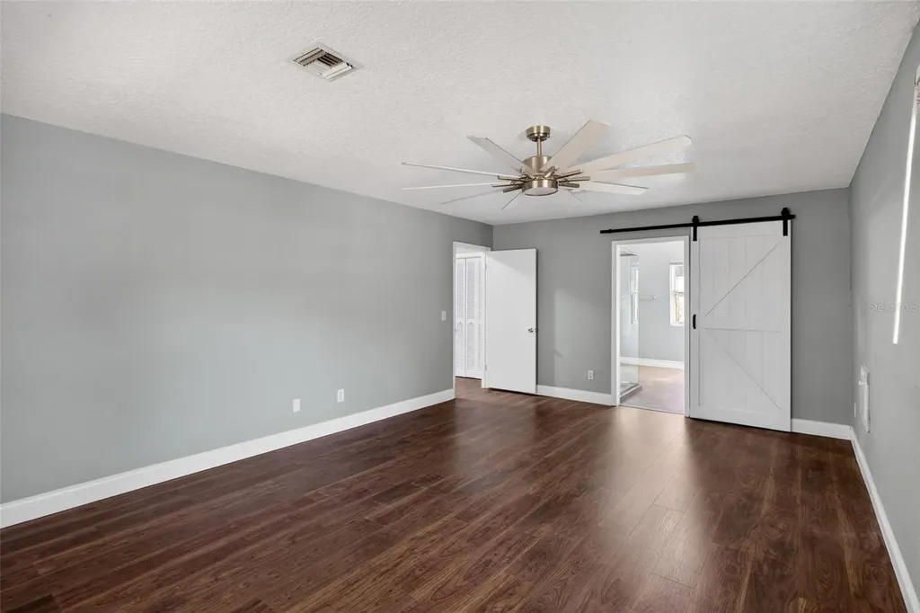 901 Sunset Avenue Orange City FL 32763