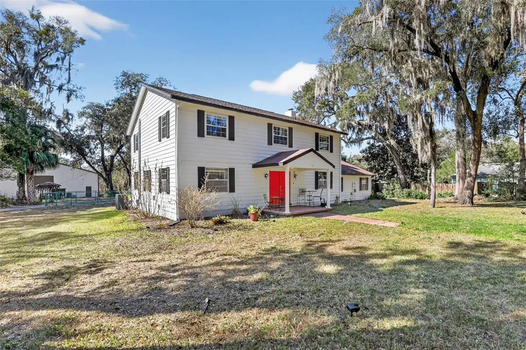 901 Sunset Avenue Orange City FL 32763