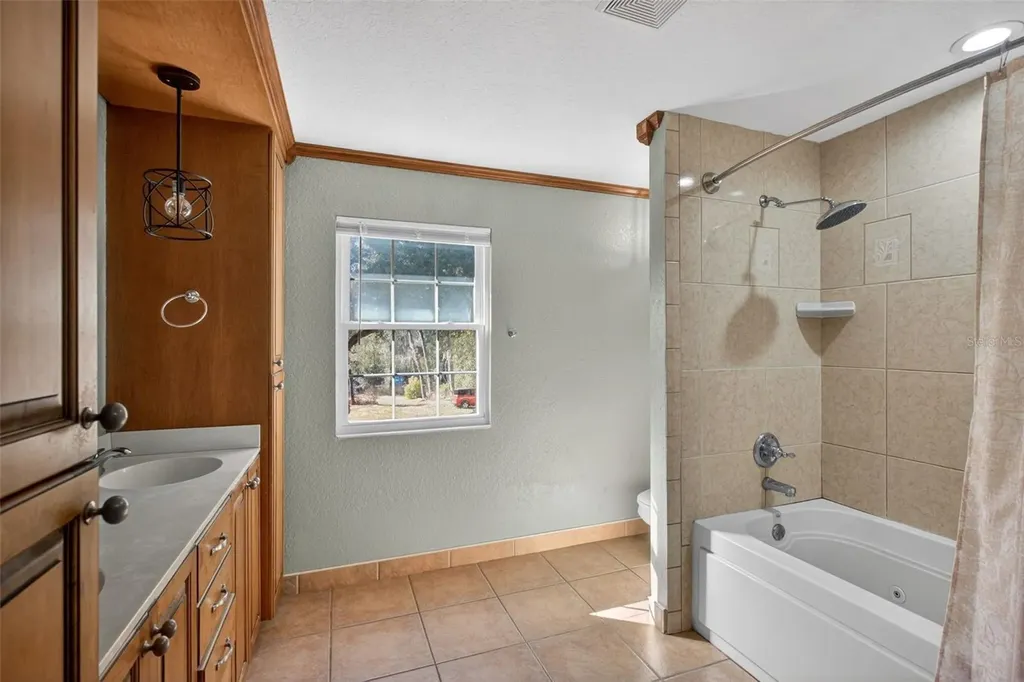 901 Sunset Avenue Orange City FL 32763