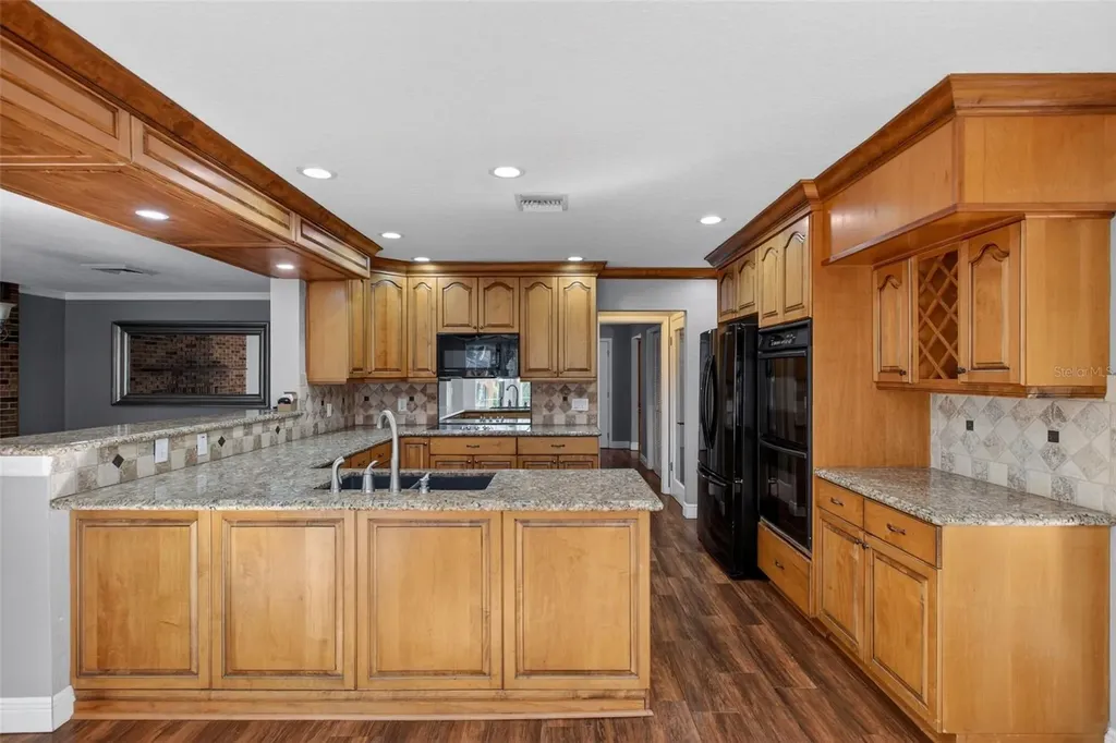 901 Sunset Avenue Orange City FL 32763
