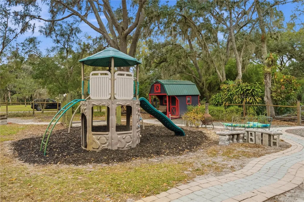 8010 Franklin Road Plant City FL 33565
