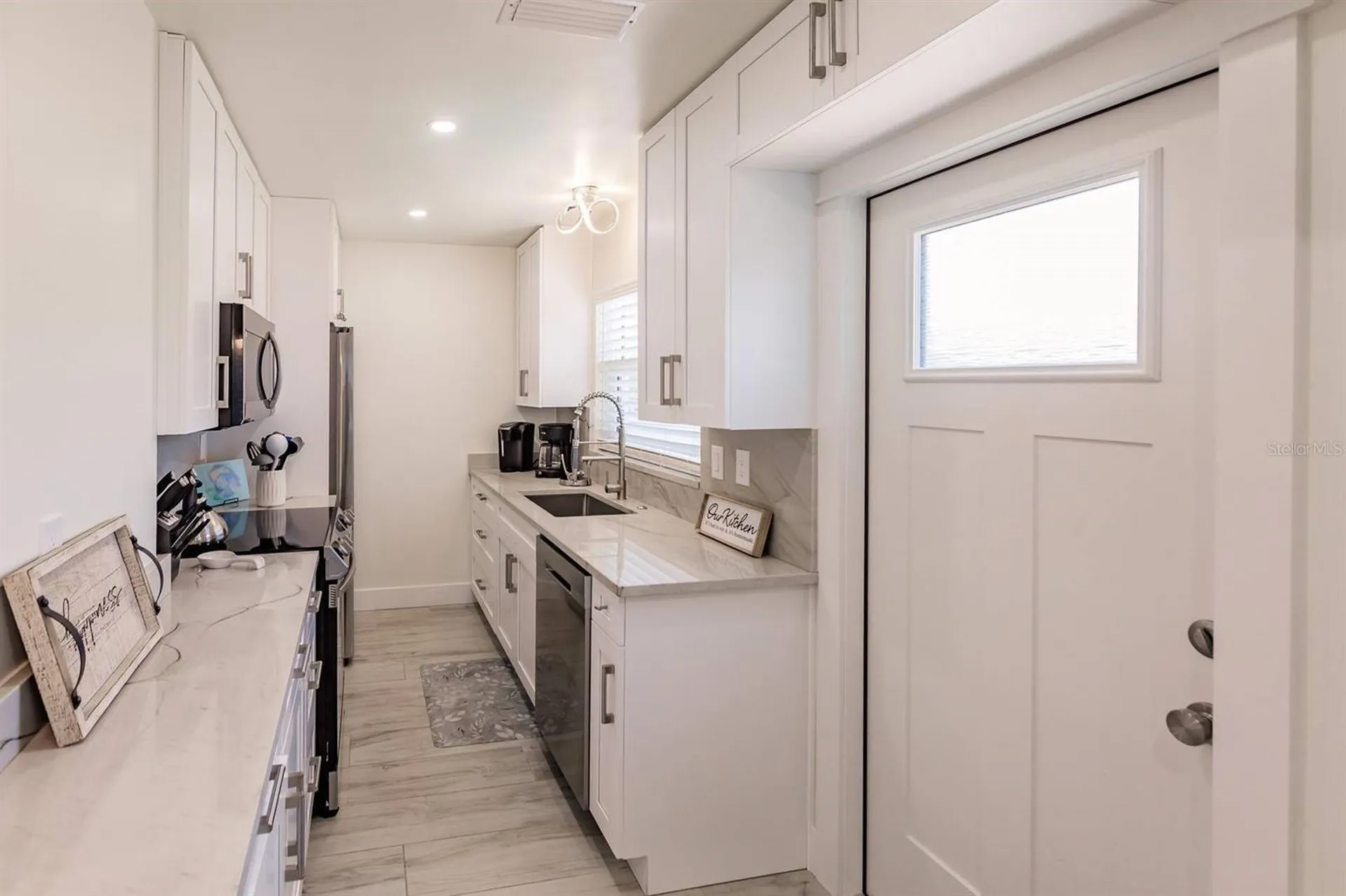 6020 Midnight Pass Road Sarasota FL 34242