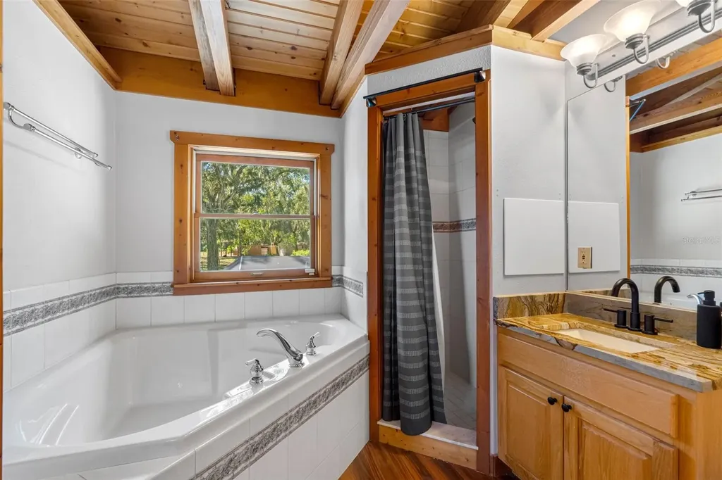 11401 Thonotosassa Road Thonotosassa FL 33592