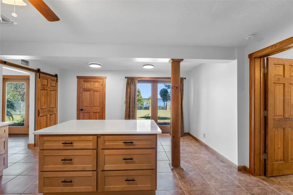 11401 Thonotosassa Road Thonotosassa FL 33592