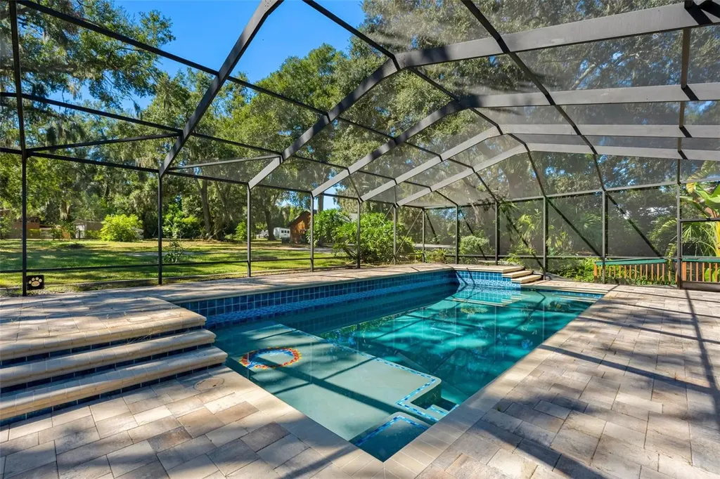 11401 Thonotosassa Road Thonotosassa FL 33592