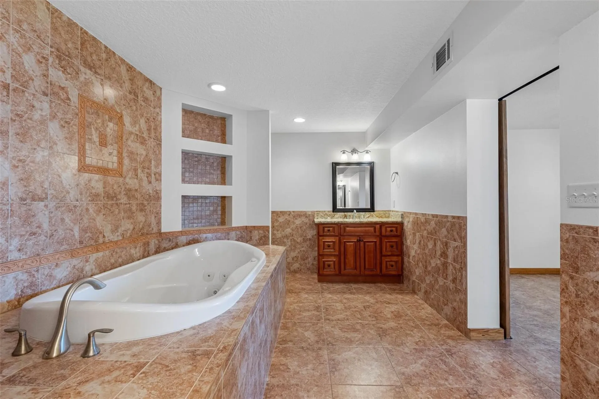 11401 Thonotosassa Road Thonotosassa FL 33592