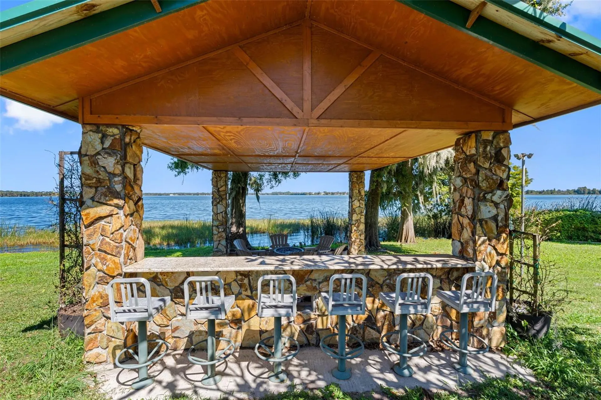 11401 Thonotosassa Road Thonotosassa FL 33592
