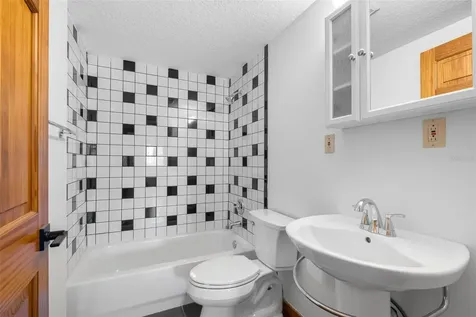 11401 Thonotosassa Road Thonotosassa FL 33592