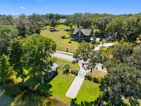11401 Thonotosassa Road Thonotosassa FL 33592