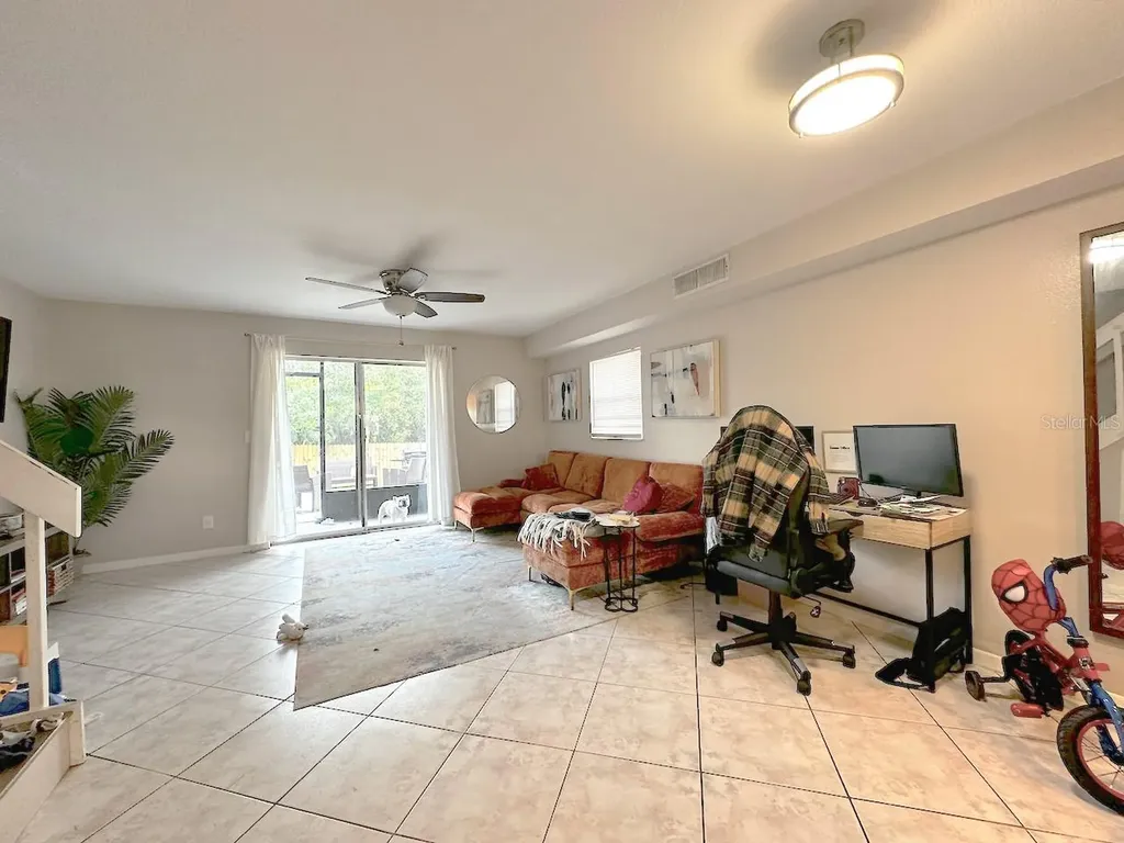 1713 Azalea Court Oldsmar FL 34677