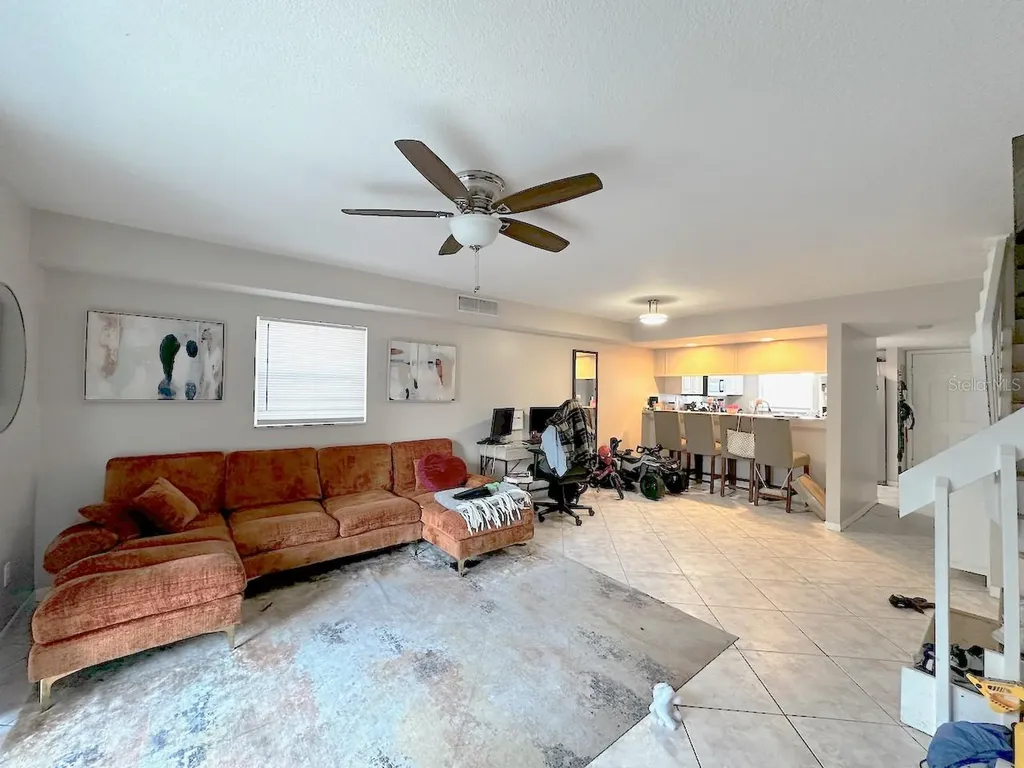 1713 Azalea Court Oldsmar FL 34677