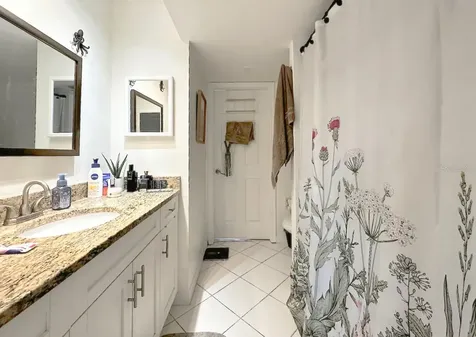 1713 Azalea Court Oldsmar FL 34677