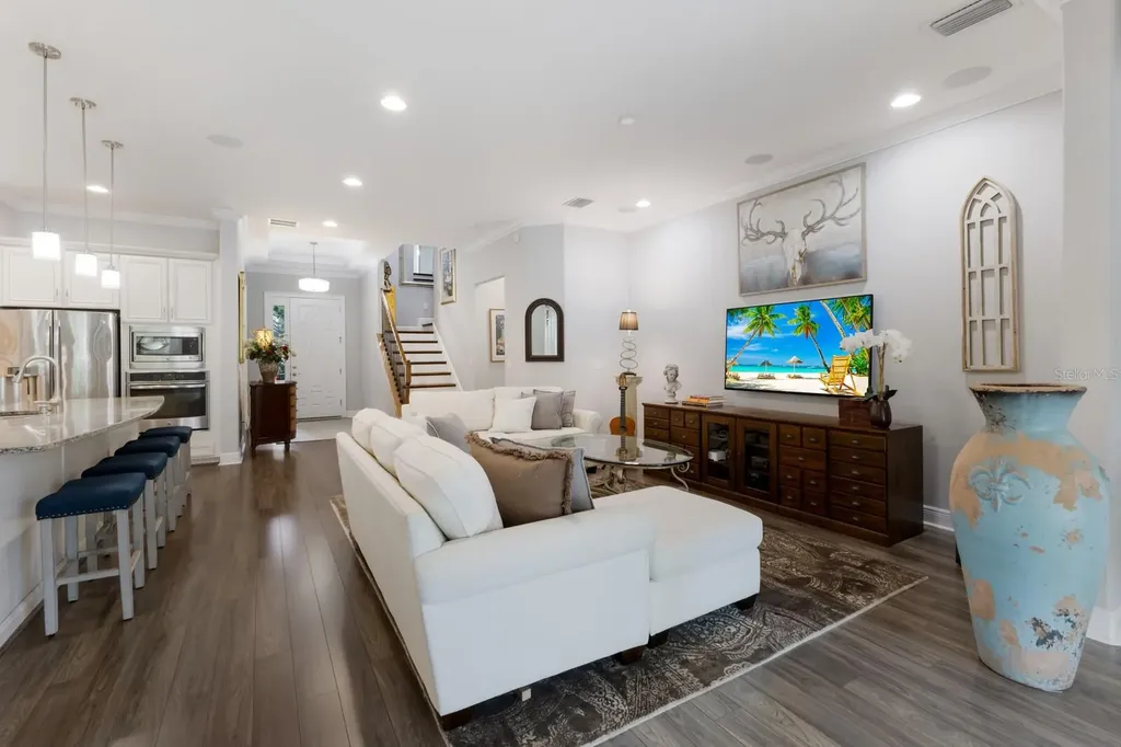 1856 Hyde Park Street Sarasota FL 34239